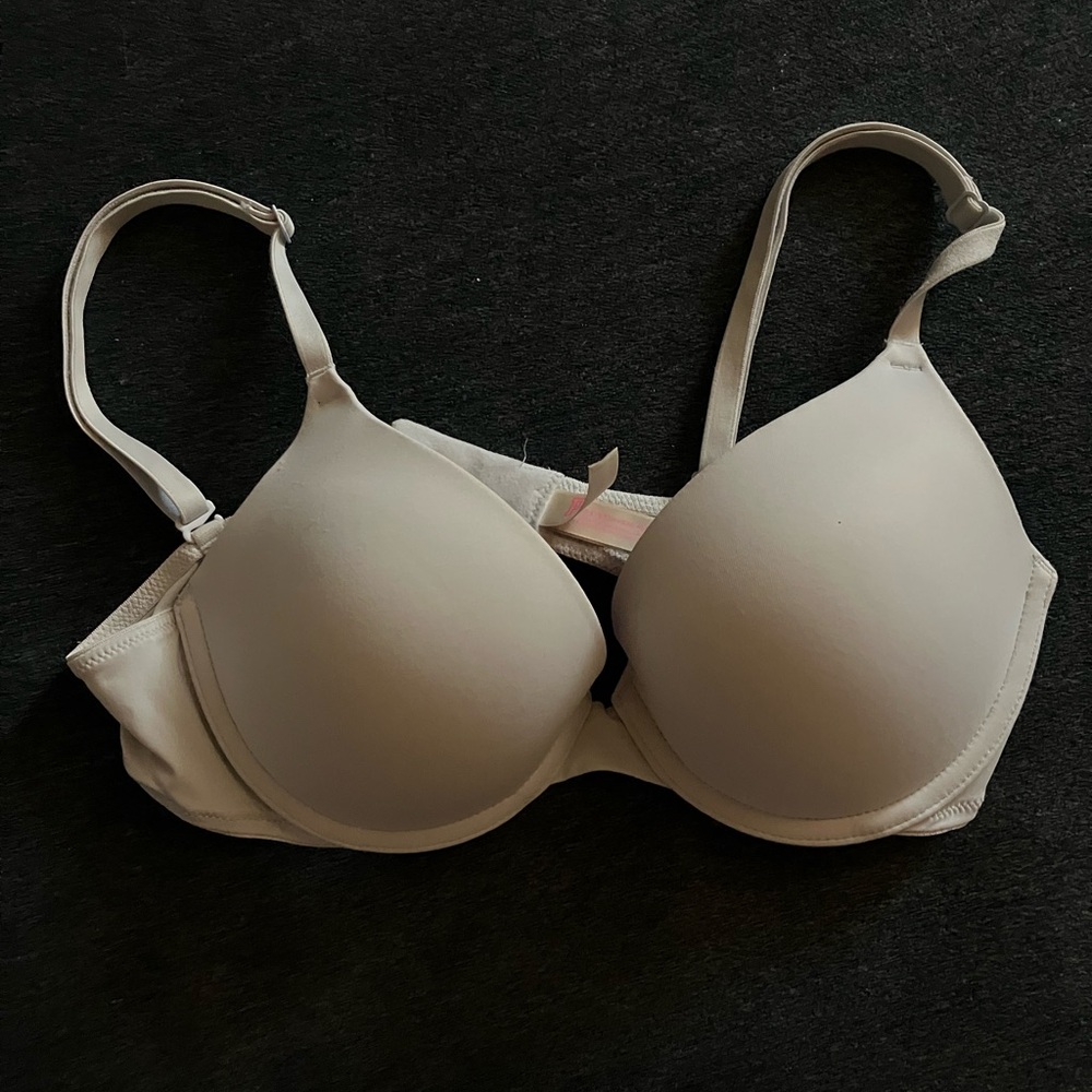 PINK Periwinkle Wear Everywhere Push-Up Bra – Size 34B